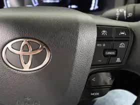 Toyota C-HR (2024) thumbnail 25