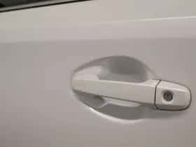 Toyota Auris (2018) thumbnail 14
