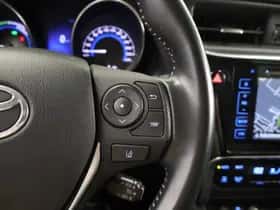 Toyota Auris (2018) thumbnail 22