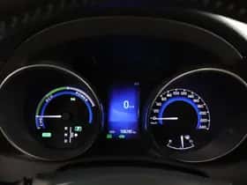 Toyota Auris (2018) thumbnail 4