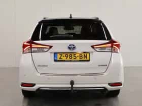 Toyota Auris (2018) thumbnail 10