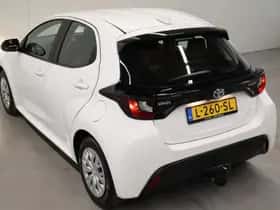 Toyota Yaris (2021) thumbnail 13
