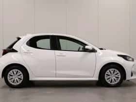 Toyota Yaris (2021) thumbnail 9