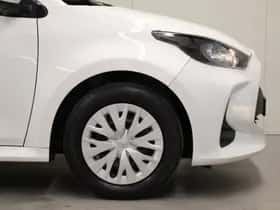 Toyota Yaris (2021) thumbnail 10