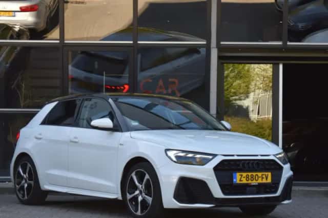 Audi A1 (2022) thumbnail 1