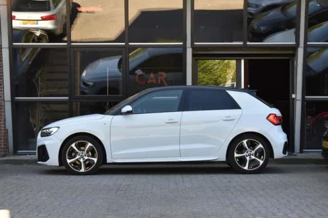 Audi A1 (2022) thumbnail 5