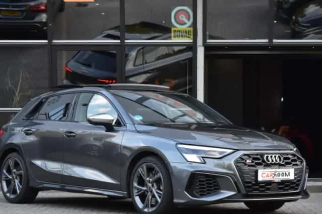 Audi A3 (2023) thumbnail 1