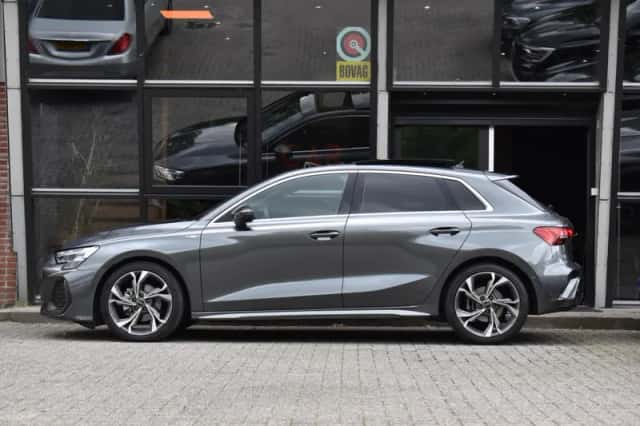Audi A3 (2025) thumbnail 4