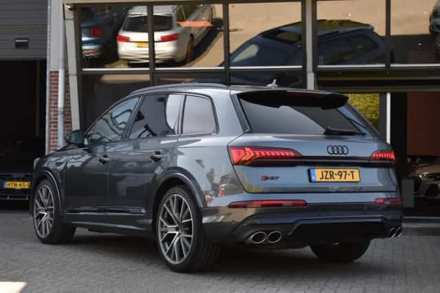 Audi Q7 (2022) thumbnail 6