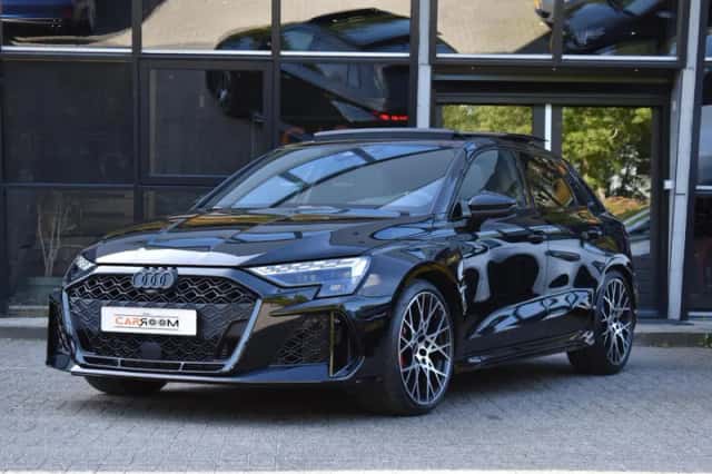 Audi RS3 (2025) thumbnail 4