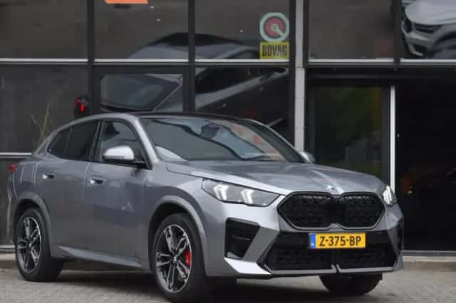 BMW X2 (2024) thumbnail 1