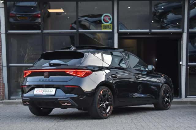 CUPRA Leon (2022) thumbnail 6