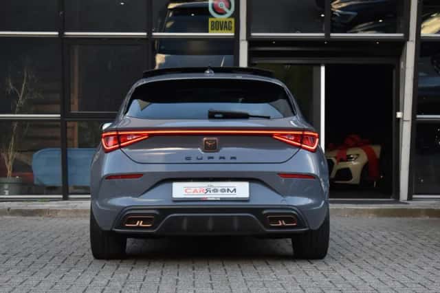CUPRA Leon (2022) thumbnail 6
