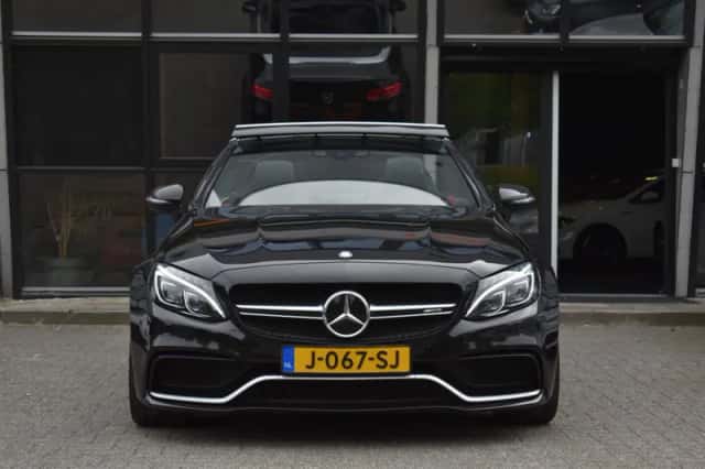 Mercedes-Benz C-Klasse (2016) thumbnail 3