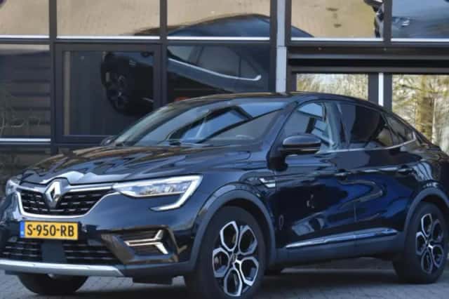 Renault Arkana (2021) thumbnail 1