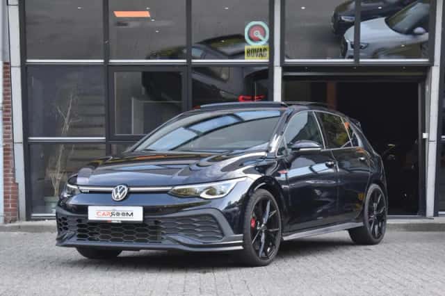 Volkswagen Golf (2023) thumbnail 4