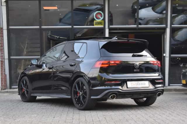 Volkswagen Golf (2023) thumbnail 6
