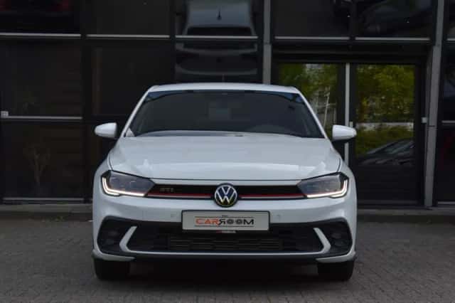 Volkswagen Polo (2023) thumbnail 3