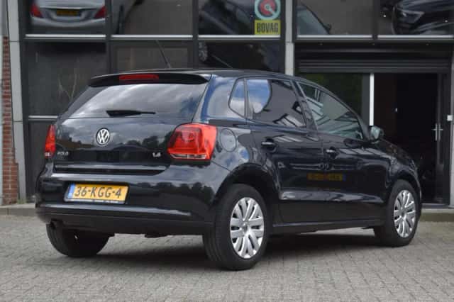 Volkswagen Polo (2009) thumbnail 5