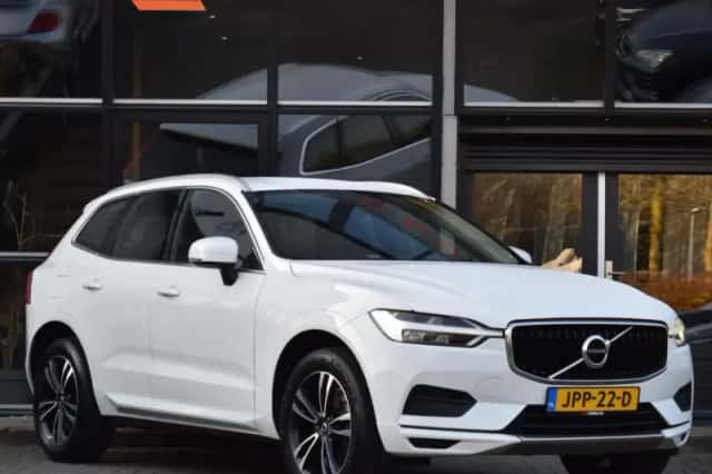 Volvo XC60 (2020) thumbnail 1