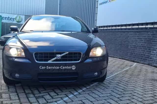 Volvo C70 (2006) thumbnail 6