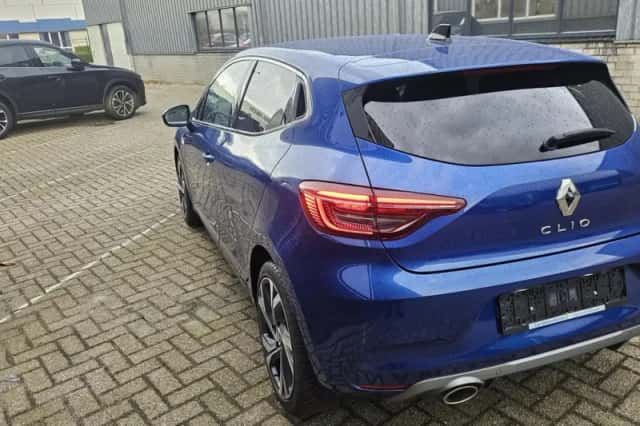 Renault Clio (2021) thumbnail 5