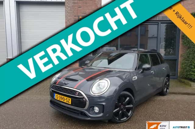 MINI Clubman (2017) thumbnail 1