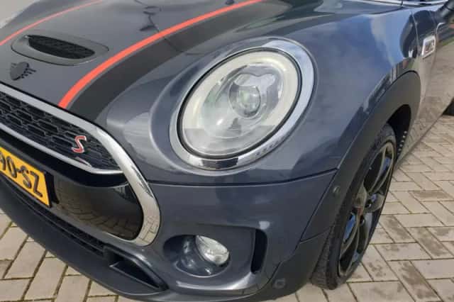 MINI Clubman (2017) thumbnail 6