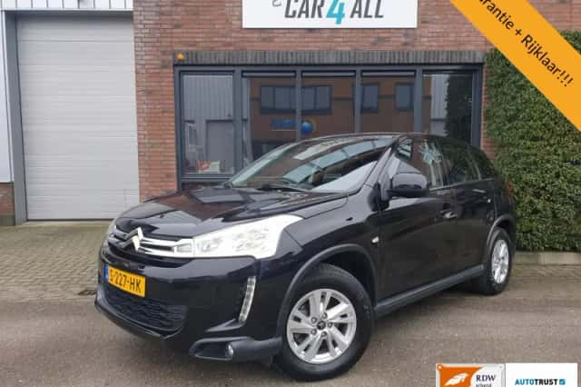 Citroën C4 (2014) thumbnail 1