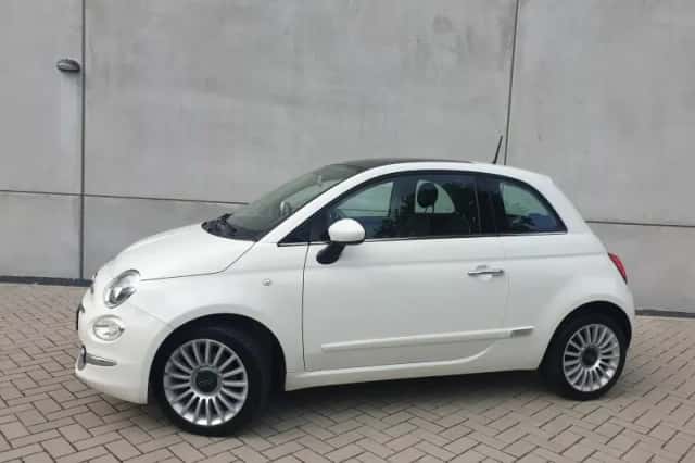 Fiat 500 (2017) thumbnail 2