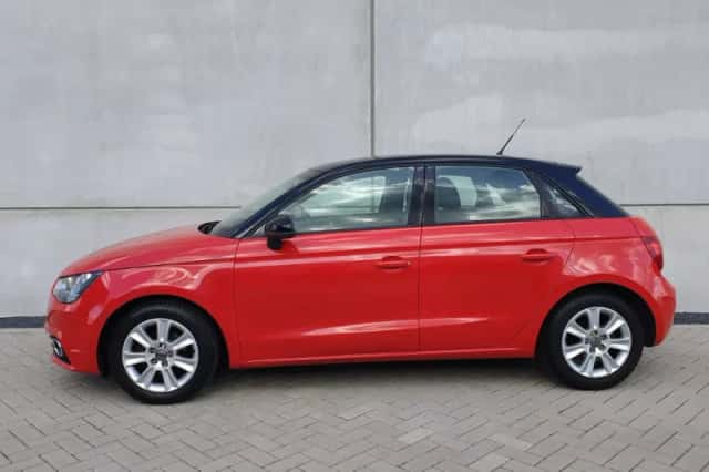 Audi A1 (2013) thumbnail 5