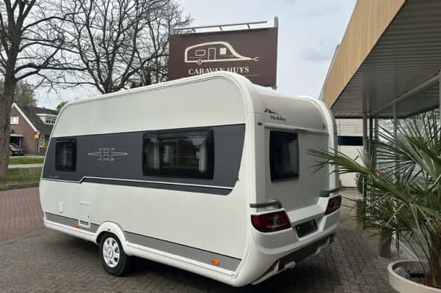 Hobby 440 SF De Luxe Caravan (2020) thumbnail 3