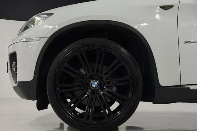 BMW X6 (2011) thumbnail 5
