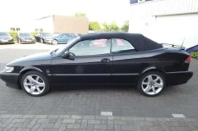 Saab 9-3 (2002) thumbnail 4