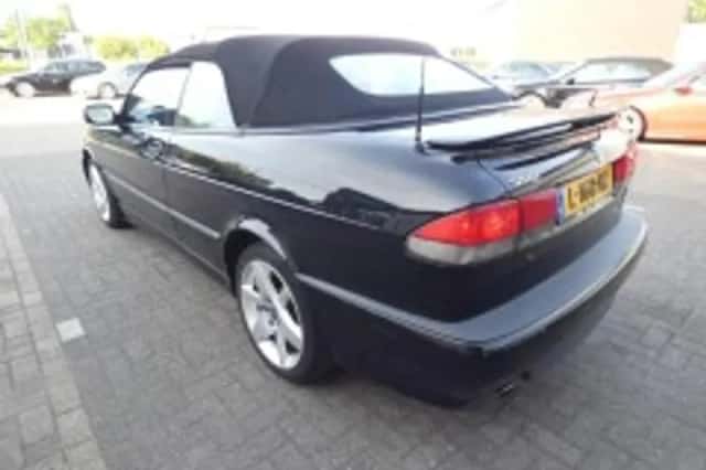 Saab 9-3 (2002) thumbnail 5