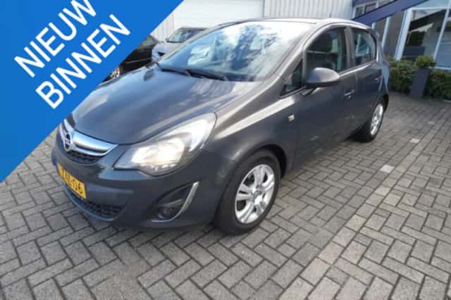 Opel Corsa (2014) thumbnail 1