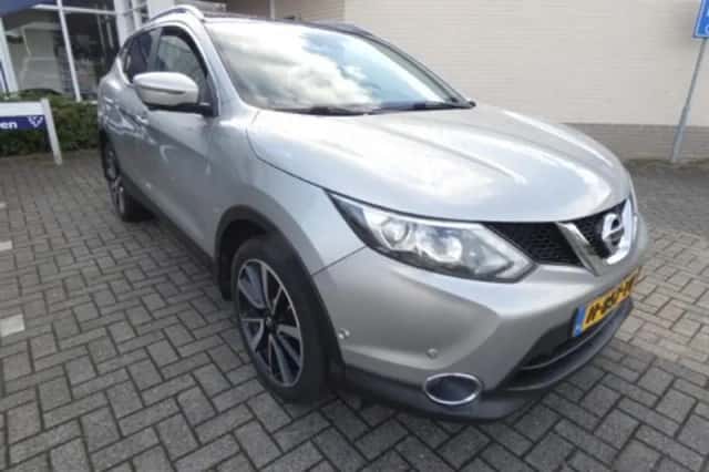 Nissan Qashqai (2016) thumbnail 2