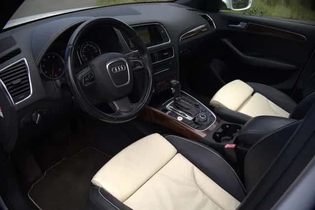 Audi Q5 (2009) thumbnail 4