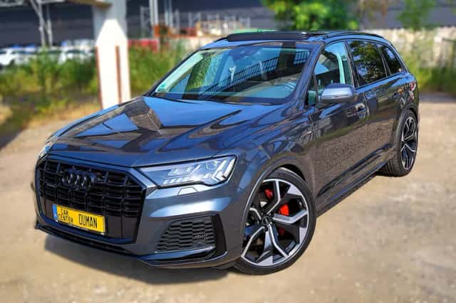Audi Q7 (2021) thumbnail 1