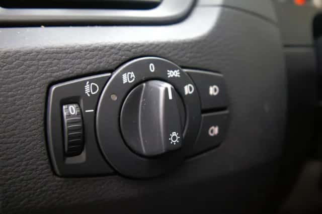 BMW X1 (2011) thumbnail 5