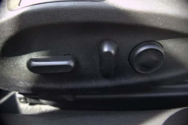 Opel CASCADA (2013) thumbnail 6