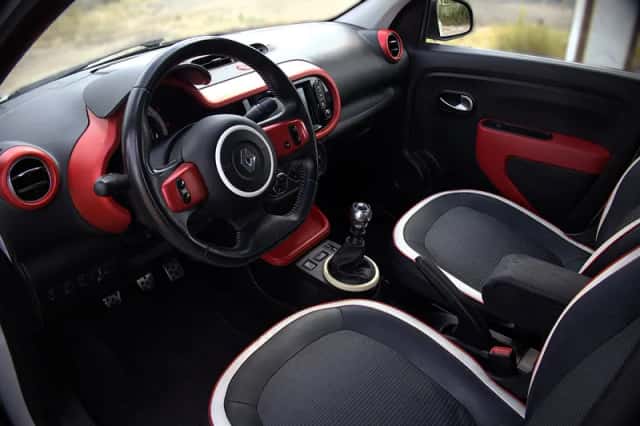 Renault Twingo (2014) thumbnail 3