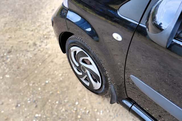 Toyota Aygo (2008) thumbnail 2