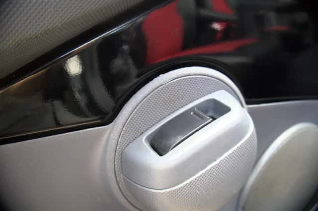 Toyota Aygo (2008) thumbnail 4