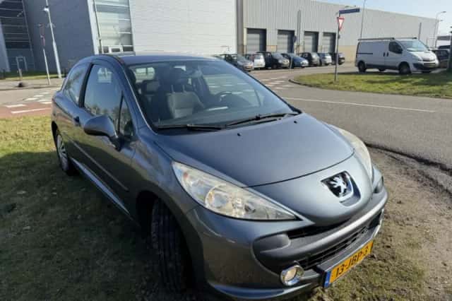 Peugeot 207 (2009) thumbnail 5
