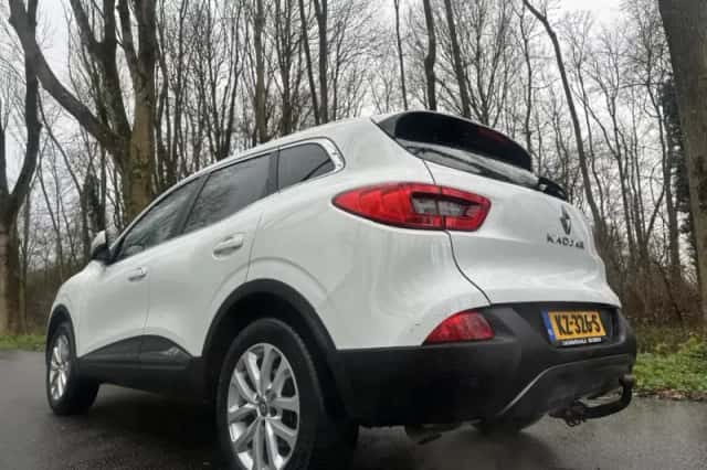 Renault Kadjar (2017) thumbnail 3