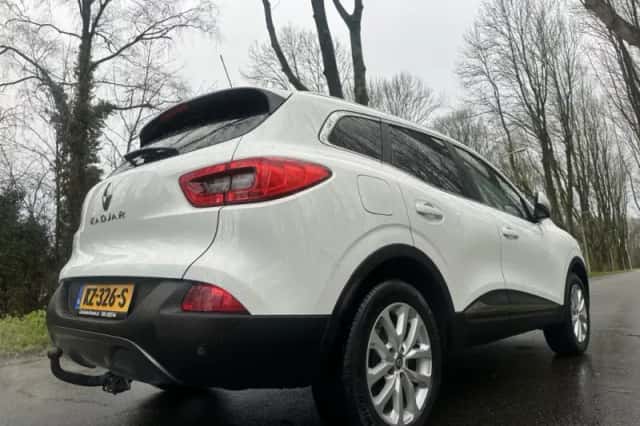 Renault Kadjar (2017) thumbnail 4
