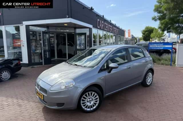 Fiat Punto (2009) thumbnail 1