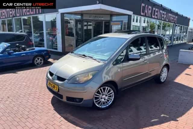 Peugeot 207 (2008) thumbnail 5