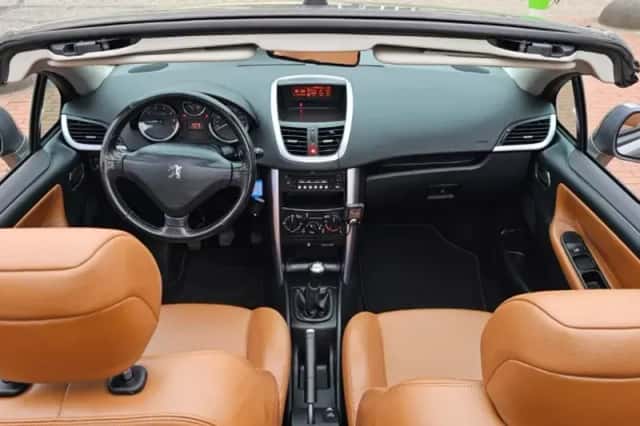 Peugeot 207 (2008) thumbnail 6